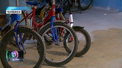 На лыжной базе дают в прокат ролики и велосипеды