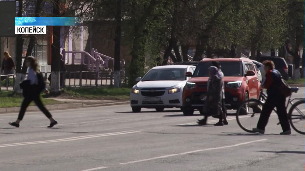 В Копейске нанесли дорожную разметку с ошибками