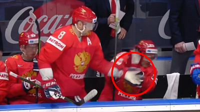 Овечкин виртуозно спас зубы Дадонова на чемпионате мира