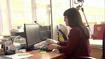 Сотрудник ОТВ первым в регионе получил почётное звание