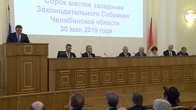 Алексей Текслер заявил о необходимости жесткого контроля сферы здравоохранения 