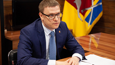 Выделил денег больнице и попробовал местный кефир. Алексей Текслер посетил Южноуральск