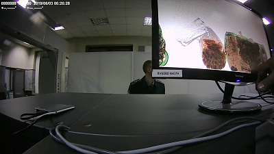 По незнанию туристы привозят в Россию из-за границы холодное оружие 