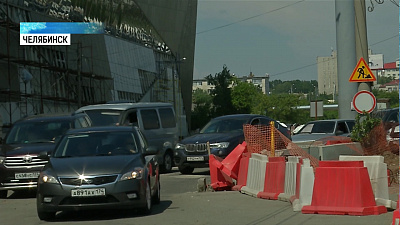 Челябинцы застряли в автомобильной пробке