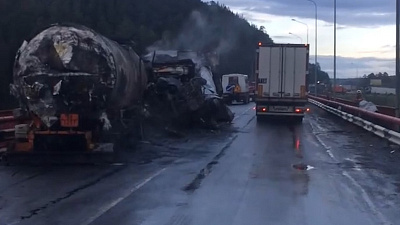 В сети появились жуткие кадры с последствиями ДТП на Юрюзанском мосту 