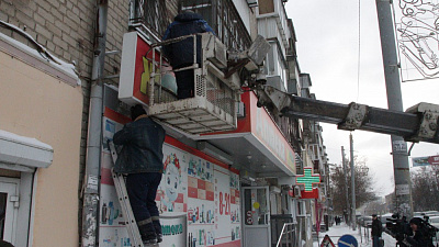 Депутаты Гордумы ужесточили правила эксплуатации рекламных конструкций