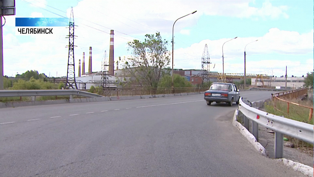 Власти города обещают отремонтировать мост к саммитам