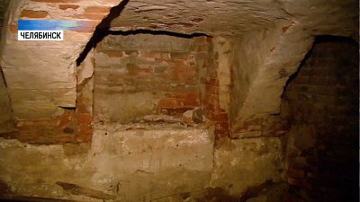 Подземелье под Камерным театром исследуют спелеологи 