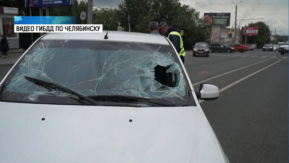 В аварии на Комсомольском проспекте пострадали 4 человека