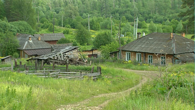 В умирающем поселке Серный Ключ люди ждут переселения