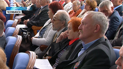 Алексей Текслер встретился с ветеранами