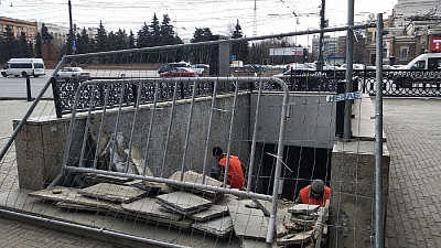 Врио главы Челябинска недовольна темпами ремонта пешеходных переходов на площади Революции