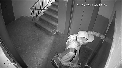 Житель Магнитогорска ищет незапертые квартиры