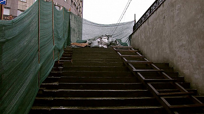 Стало известно, почему затянулся ремонт подземных переходов на площади Революции