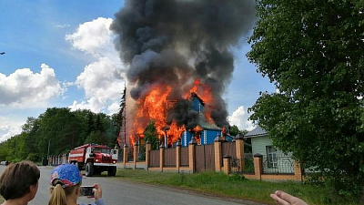 Сгоревший в Зауралье храм может остаться местом паломничества южноуральцев