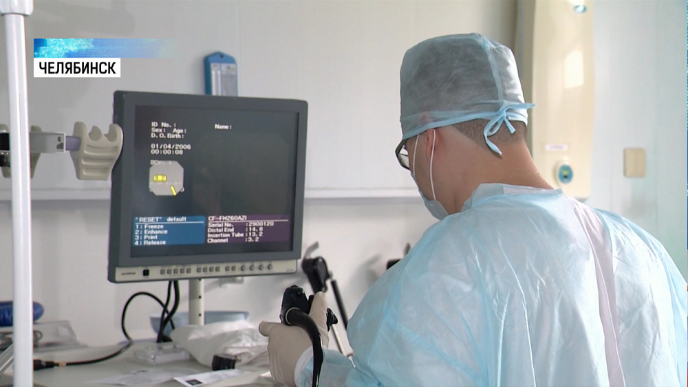 Врачи онкоцентра удалили гигантскую опухоль желудка