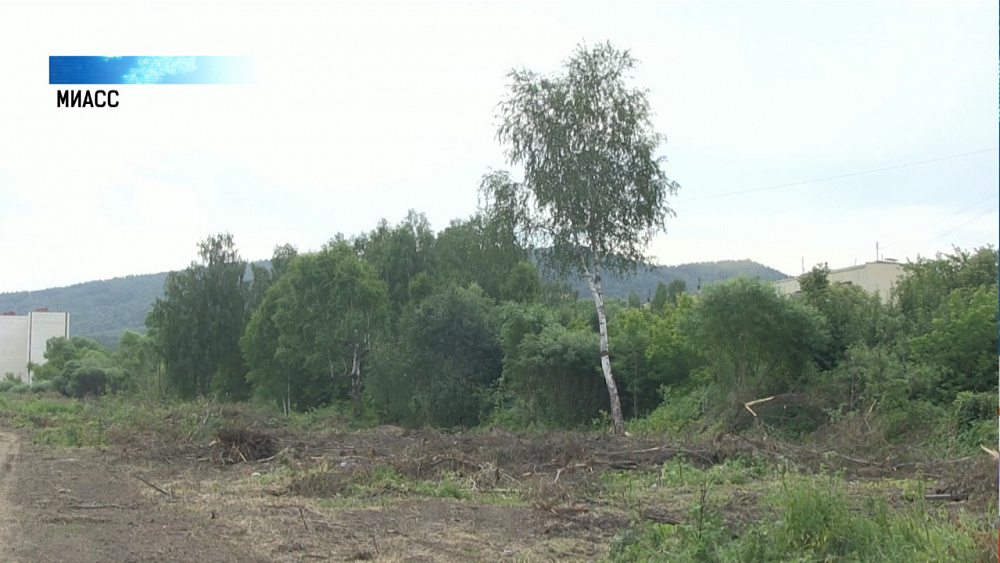 Началось строительство сквера им. Высоцкого