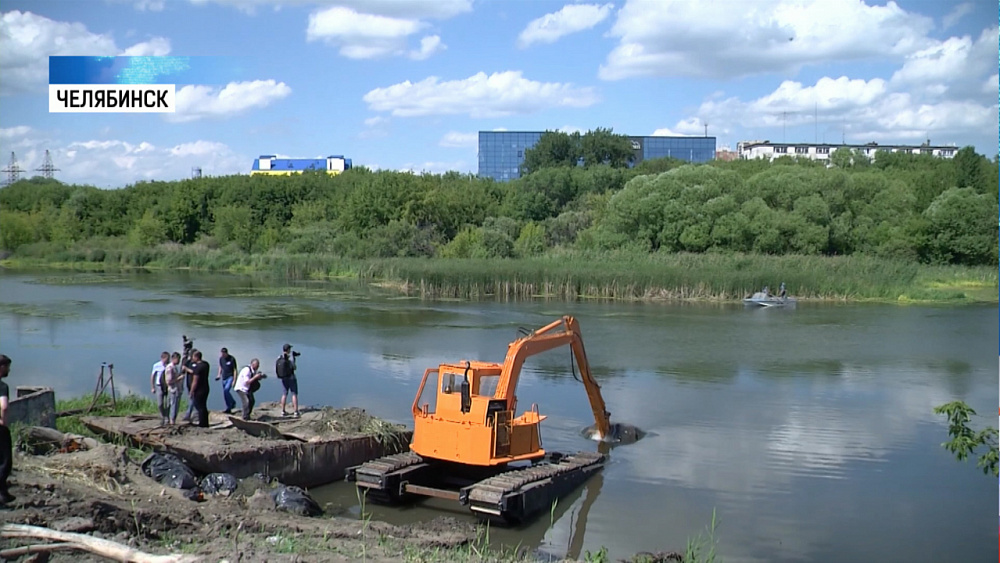 Реку Миасс очистят от водорослей и кустарников