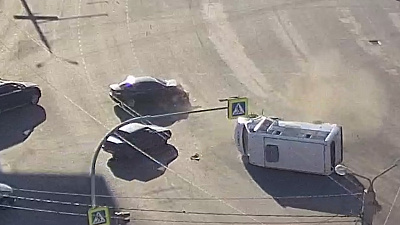 В результате аварии на Комсомольском проспекте пострадали 7 человек