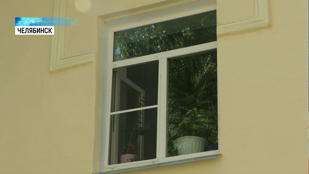 Пенсионерке из Челябинска поставили пластиковые окна