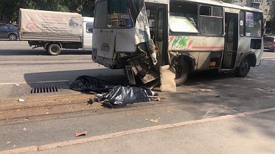 В Челябинске на съезде с моста в Ленинский район произошло страшное ДТП