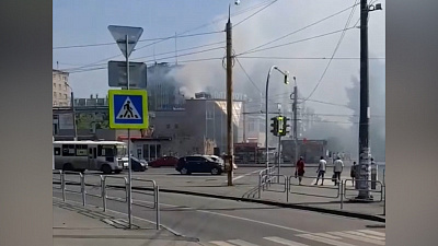 На улице Чичерина задымилась кулинария «Патриот». ВИДЕО