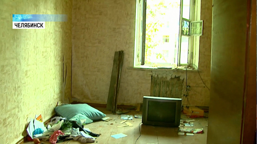 Жители ветхого дома жалуются на обслуживающую компанию