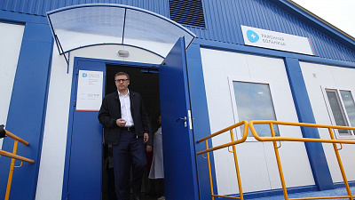 Экономика на высоте, социальная инфраструктура — нет. Алексей Текслер посетил Сосновский район