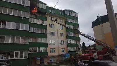 Пожар в Долгодеревенском. ВИДЕО