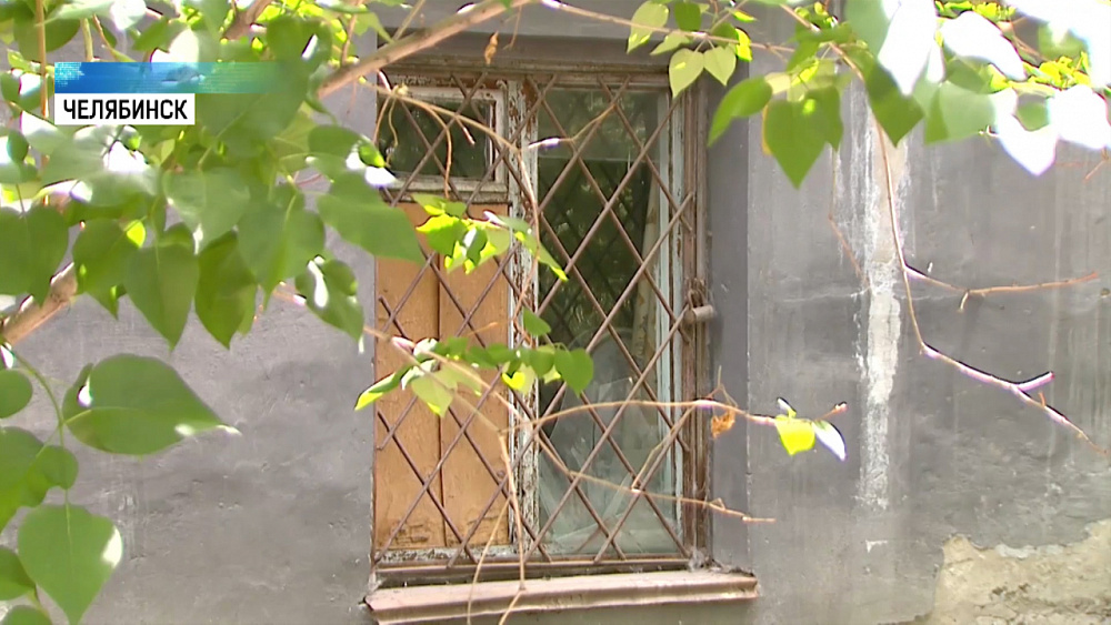 В подвале жилого дома закрыли склад «просрочки»