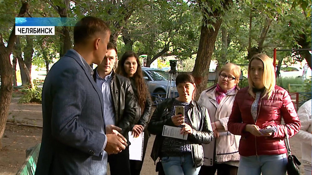 Челябинцы вышли на встречу с депутатом