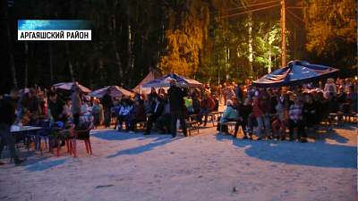 На озере Увильды прошёл фестиваль сатиры и юмора