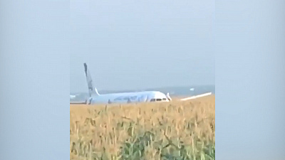 Очевидцы рассказали о том, что происходило внутри самолёта. ВИДЕО