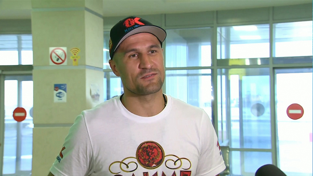 Сергей Ковалев прилетел в Челябинск, чтобы провести бой