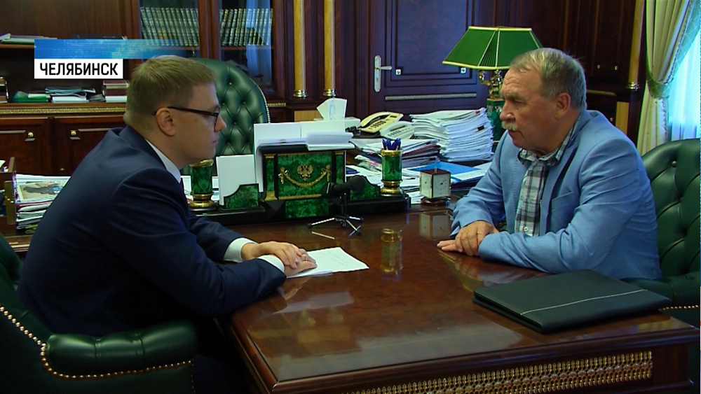 Текслер обсудил проведение соцопроса о доверии Жилину