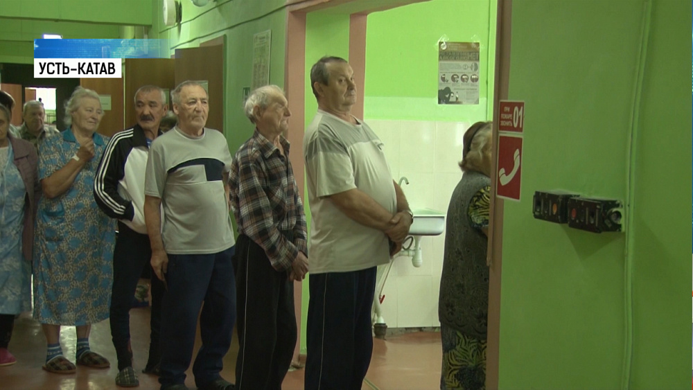 В больницах Усть-Катава проголосовали 35 человек