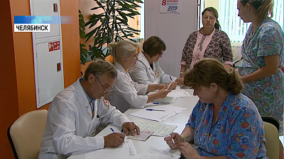 Южноуральцы голосуют в больницах и роддомах