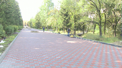 В Миассе завершается реконструкция сквера «Молодёжный»