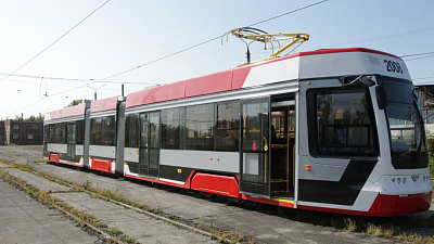 В Челябинске новый трамвай выходит на третий маршрут