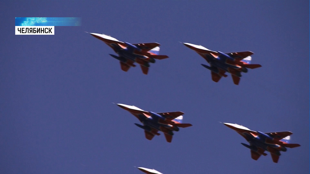 На аэродроме Шагол приземлились «Стрижи»