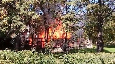 Кафе сгорело в центре Челябинска