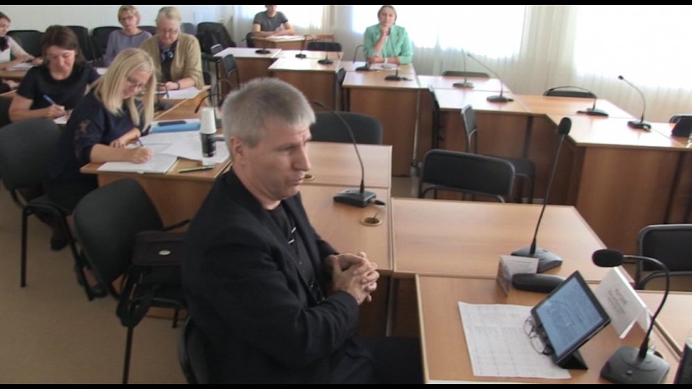 Депутаты рассмотрели вопросы развития спорта в городе