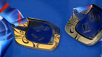 Медали для победителей гран-при по фигурному катанию