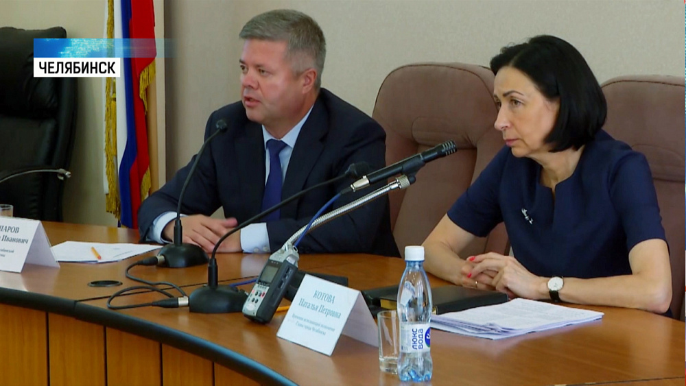 Станислав Мошаров сложил полномочия спикера гордумы