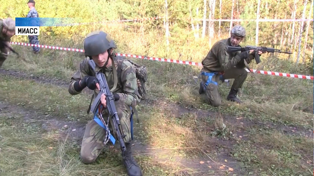 Военно-патриотическая эстафета прошла в Миассе