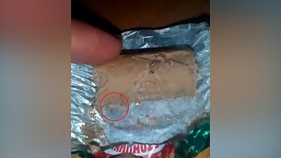 Не смотреть за едой! Житель Златоуста выложил видео с «нехорошей» конфетой