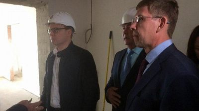 Алексей Текслер потребовал, чтобы детский сад в Канашево сдали в срок