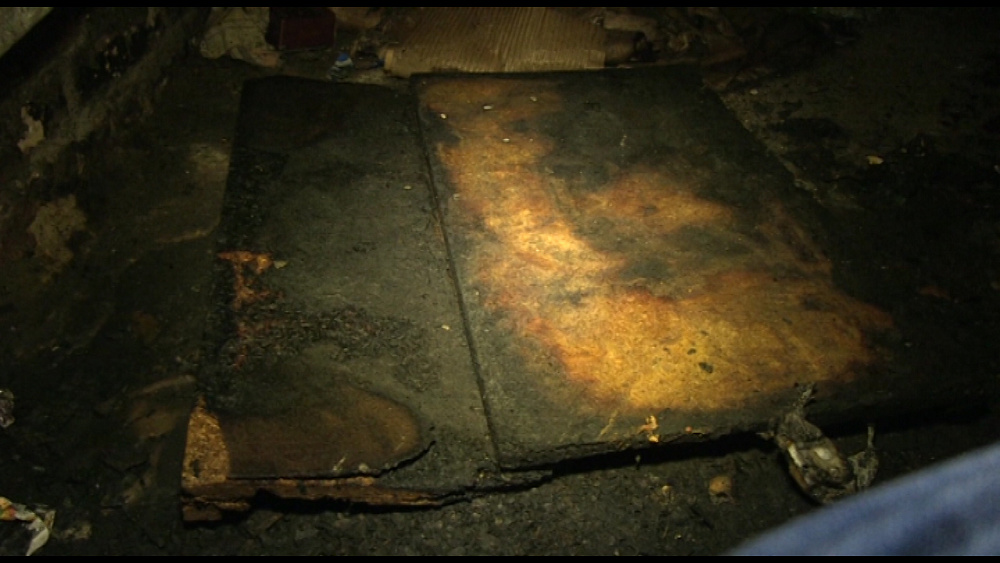 В общежитии горел мусор