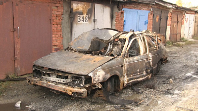 Очевидец снял на видео ночной пожар в Миассе