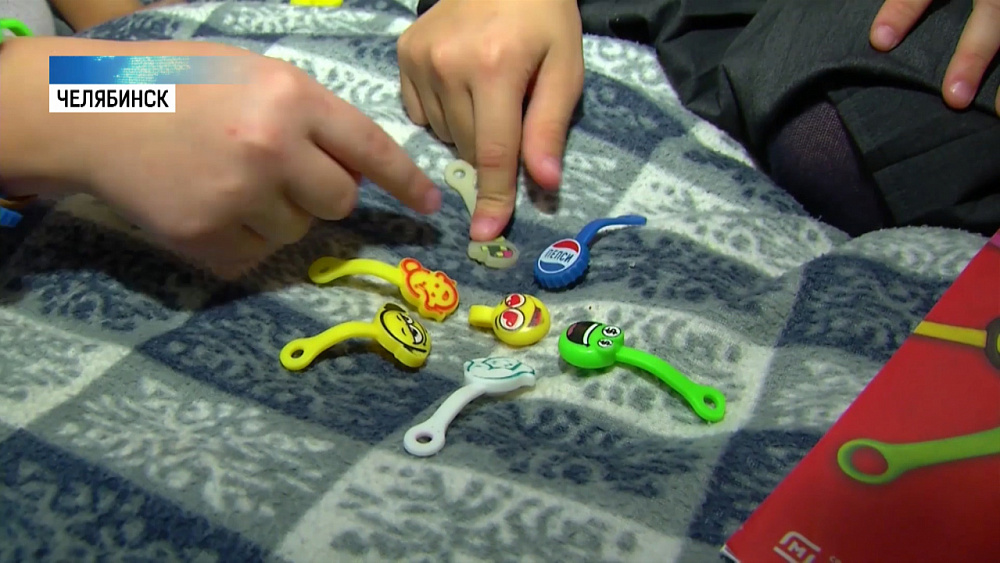 Челябинские дети коллекционируют скрепышей